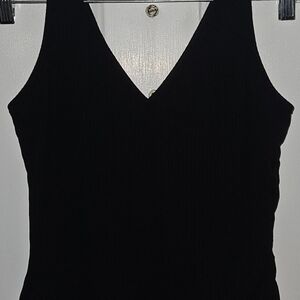 SHEIN Black Sleeveless Fitted Tank Top